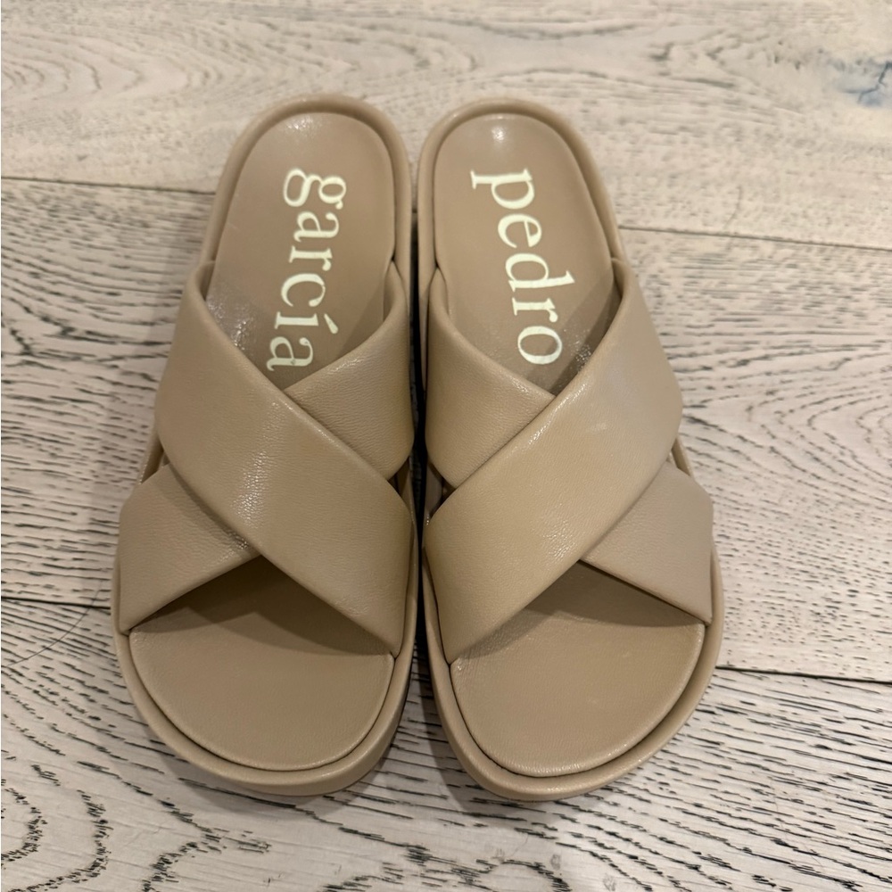 Pedro Garcia Women's Lexia Crisscross Leather Sandals